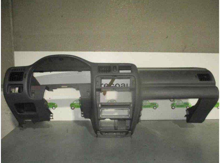 Recambio de salpicadero para mazda 323 berlina c/f/s (ba) 1.5 16v cat referencia OEM IAM GRIS OSCURO 