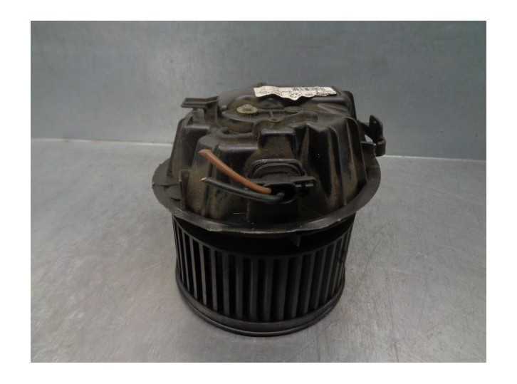 Recambio de motor calefaccion para citroën c3 1.4 hdi referencia OEM IAM 6441Q5 665878C VALEO