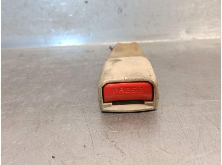 Recambio de enganche cinturon para ssangyong rodius 2.7 turbodiesel cat referencia OEM IAM 7566521200EAJ 7566521200EAJ 