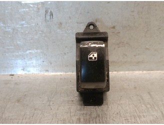 Recambio de mando elevalunas delantero derecho para ssangyong rodius 2.7 turbodiesel cat referencia OEM IAM 621W05450  