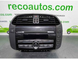 Replacement audio system / CD radio for Fiat Bravo (198) 1.6 JTDm 16V CAT OEM IAM reference 735451941 