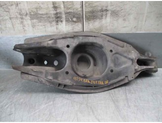 Recambio de brazo suspension inferior trasero derecho para mercedes-benz clase c (w201) berlina 2.3 referencia OEM IAM A12433018