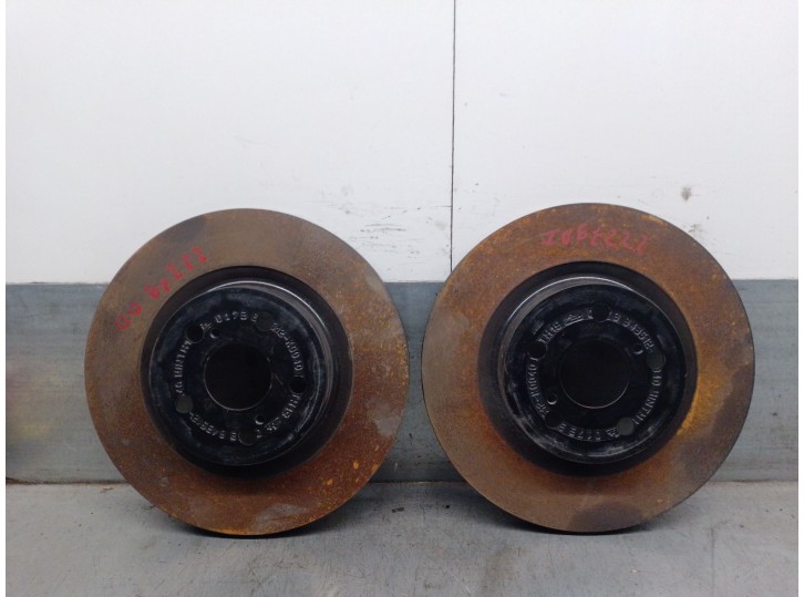 Recambio de disco freno delantero para toyota yaris (_p21_, _pa1_, _ph1_) 1.5 hybrid (mxph10) referencia OEM IAM 43512K0040  