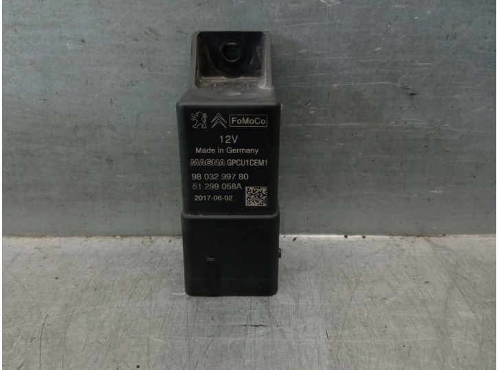 Recambio de caja precalentamiento para toyota proace furgoneta (mdz_) 1.6 d4d (mdz9) referencia OEM IAM 9803299780 51299058A 