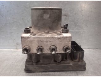 Recambio de abs para skoda rapid 1.6 tdi dpf referencia OEM IAM 6R0614517BD 18396607 TRW