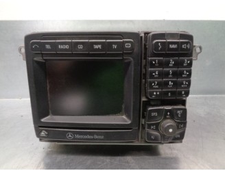 Recambio de pantalla multifuncion para mercedes-benz clase s (w220) berlina 3.2 cdi cat referencia OEM IAM A2208270442 863820425