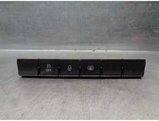 Recambio de mandos salpicadero para skoda rapid 1.2 8v tsi referencia OEM IAM 5JA927132AF 