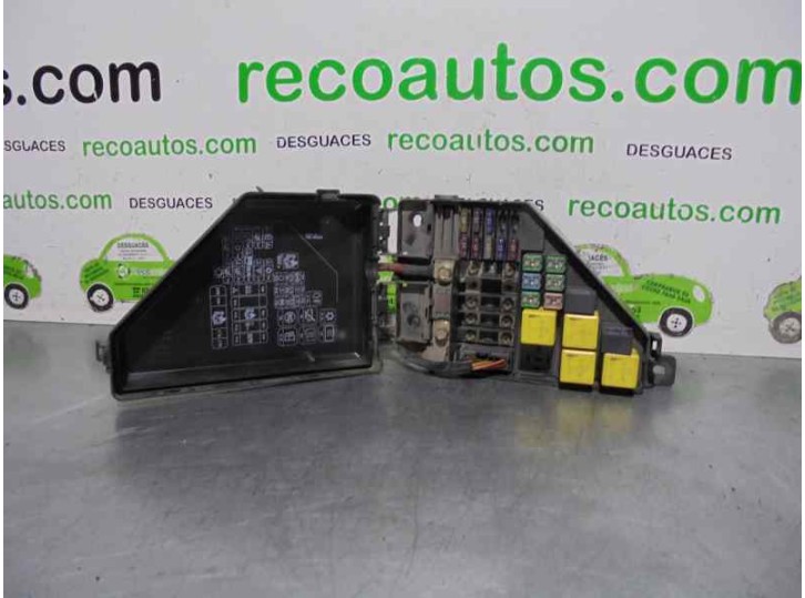 Recambio de caja reles / fusibles para mg streetwise 2.0 td referencia OEM IAM YQE000730 