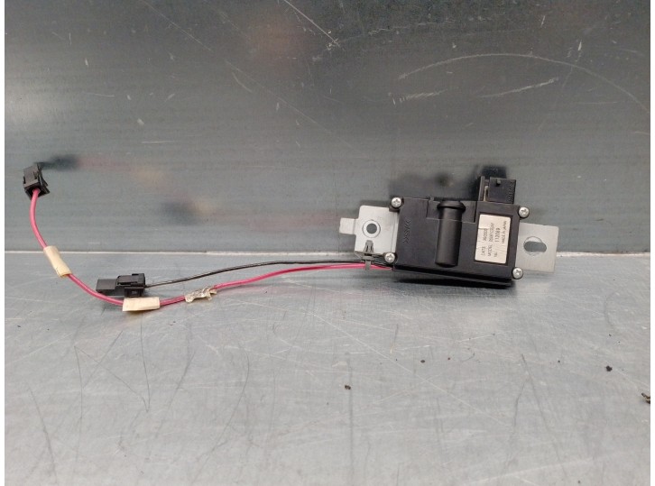 Recambio de antena para chrysler 300 c 3.0 crd cat referencia OEM IAM 05081032AF 