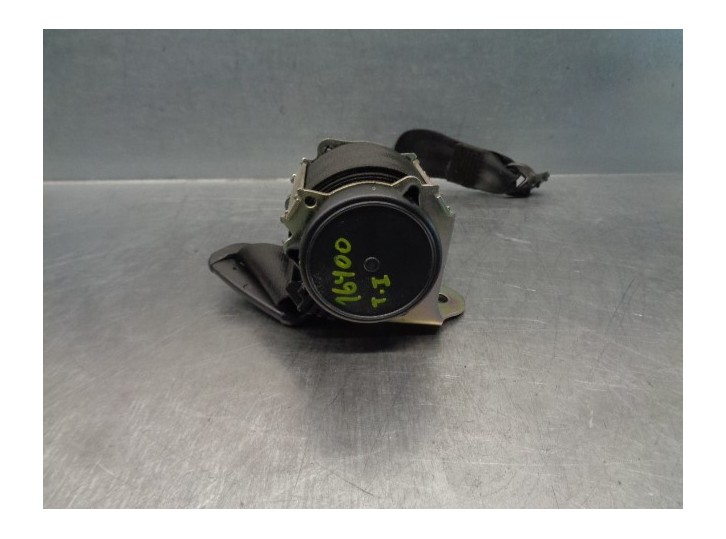 Recambio de cinturon seguridad trasero izquierdo para skoda rapid 1.6 tdi dpf referencia OEM IAM 5JH857447B  5 PUERTAS