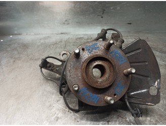 Recambio de mangueta delantera izquierda para hyundai i40 1.7 crdi cat referencia OEM IAM 517153Z000  