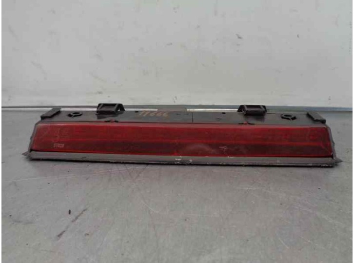 Recambio de luz central de freno para alfa romeo 147 (190) 1.9 jtd distinctive referencia OEM IAM 0046743133  