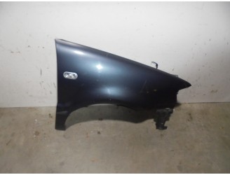 Recambio de aleta delantera derecha para volkswagen polo berlina (6n2) 1.4 tdi referencia OEM IAM 6N0821022G GRIS OSCURO 