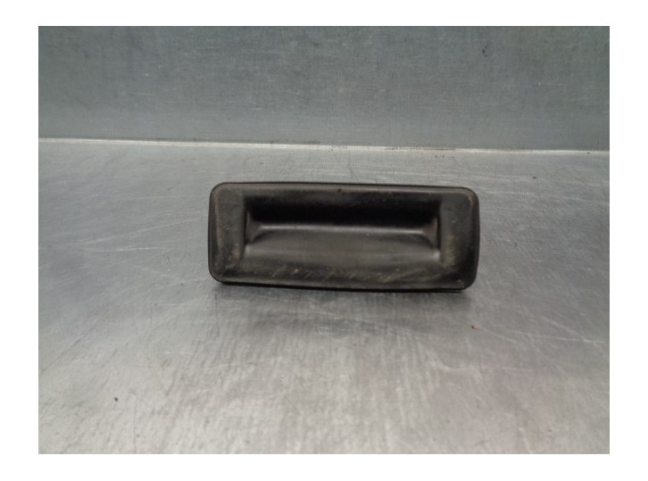 Recambio de maneta exterior porton para skoda rapid 1.6 tdi dpf referencia OEM IAM 5E0827566  