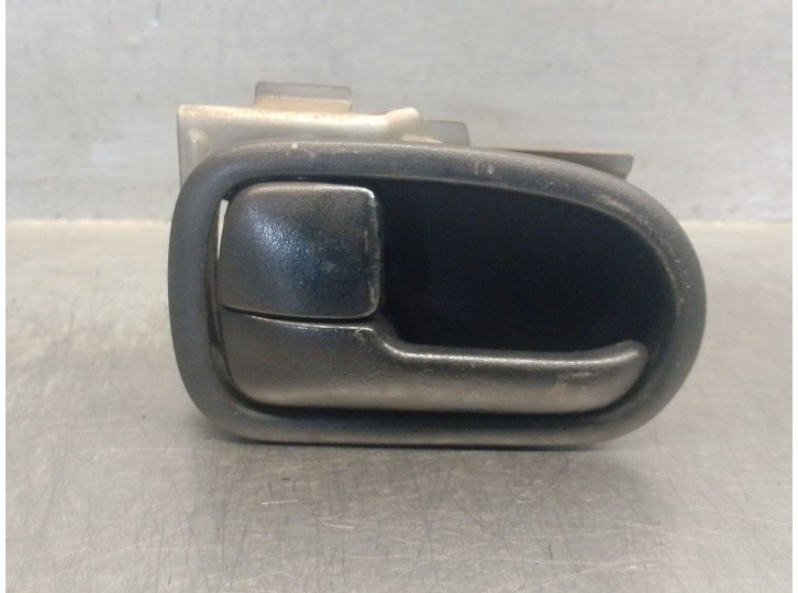 Recambio de maneta interior delantera izquierda para mazda mx-3 (ec) 1.6 16v cat referencia OEM IAM EA0159330D02 EA0159330D02 