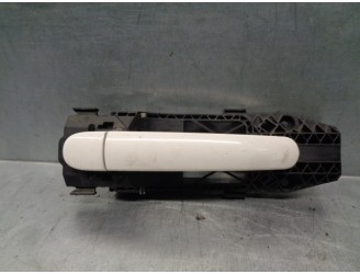 Recambio de maneta exterior trasera derecha para skoda rapid 1.6 tdi dpf referencia OEM IAM 5N0839885H  5 PUERTAS