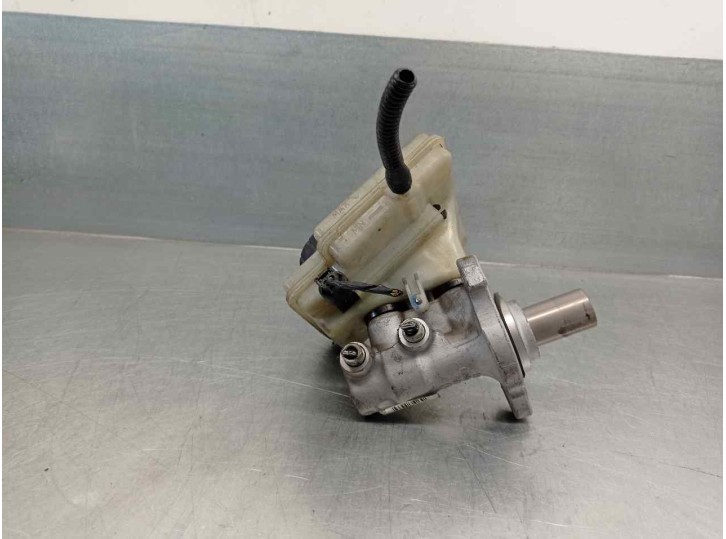 Recambio de bomba freno para mini r56 16v diesel cat referencia OEM IAM 34336772413  