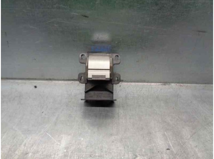 Recambio de mando elevalunas delantero derecho para honda fr-v (be) 1.8 vtec cat referencia OEM IAM 