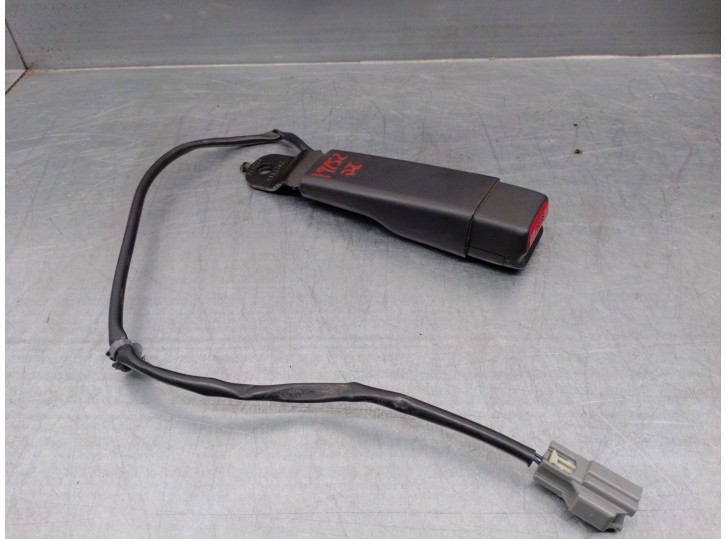 Recambio de enganche cinturon para chrysler 300 c 3.0 crd cat referencia OEM IAM 1BX251DVAA DELANTERO IZQUIERDO 2 PINES - 5 PUER