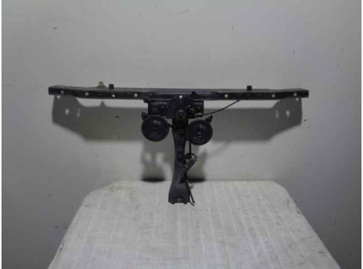 Recambio de panel frontal para hyundai sonata (y4) 2.0i 16v gls referencia OEM IAM 8419038000 DE CHAPA 