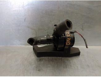 Recambio de bomba agua para jaguar s-type 2.7 v6 diesel cat referencia OEM IAM 4R8318D473AD 039202311 FOMOCO