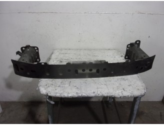 Recambio de refuerzo paragolpes delantero para ford kuga (cbv) 2.0 tdci cat referencia OEM IAM 1540638 DE HIERRO 