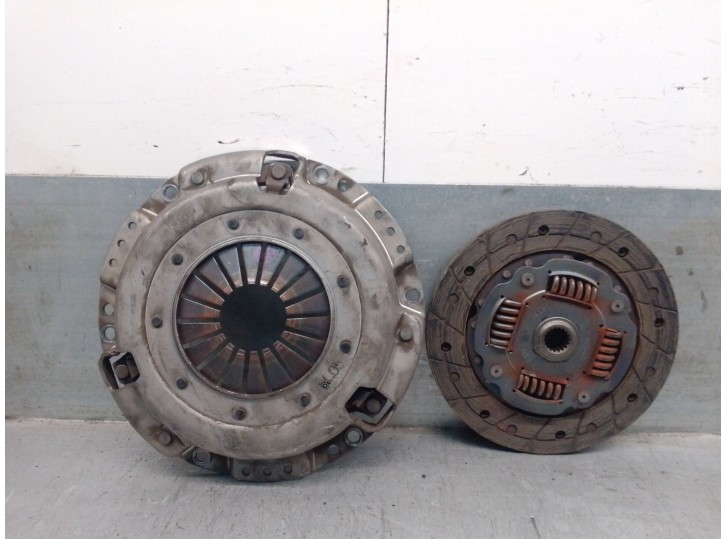 Recambio de kit embrague para suzuki baleno (eg) 1.6 i 16v (sy416) referencia OEM IAM 2210060G20 2210060G20 