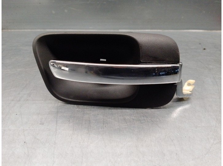 Recambio de maneta interior delantera derecha para chrysler 300 c 3.0 crd cat referencia OEM IAM 1070402AB 5 PUERTAS