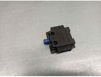 Recambio de antena para peugeot 508 1.6 16v turbo referencia OEM IAM 9666359980 