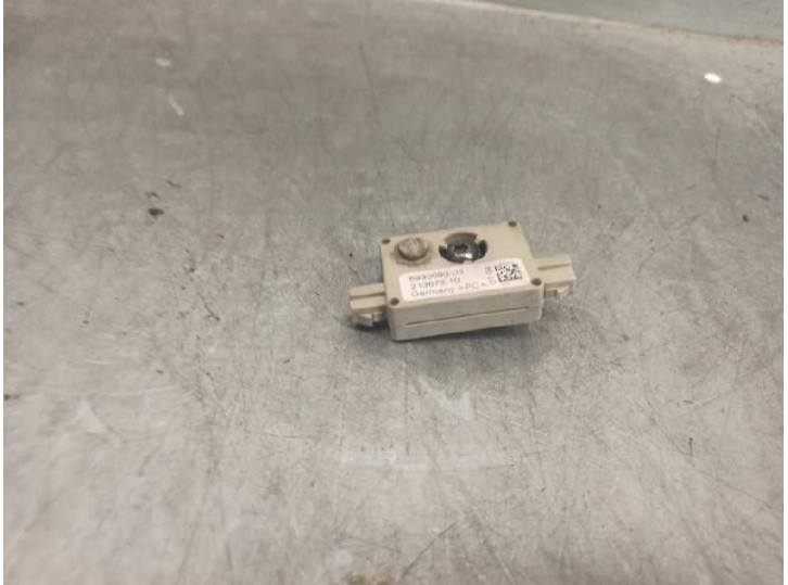Recambio de antena para bmw x3 (e83) 3.0 turbodiesel referencia OEM IAM 699009003 