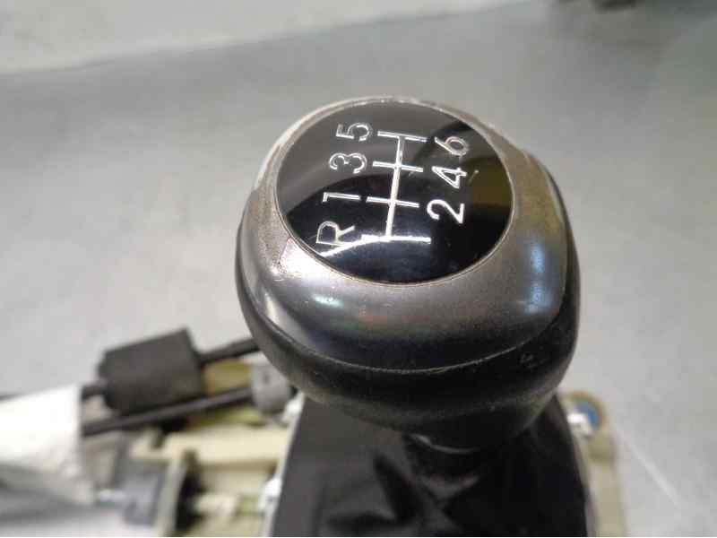 Recambio de palanca cambio para hyundai i30 (gd) 1.4 crdi cat referencia OEM IAM 43794A6300  