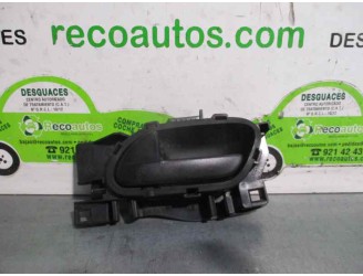 Replacement front left interior door handle for Citroën Berlingo 1.6 16V HDi OEM IAM reference 96555515XT 