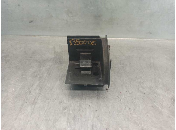 Recambio de caja reles / fusibles para bmw x3 (e83) 3.0 turbodiesel referencia OEM IAM 7026710 