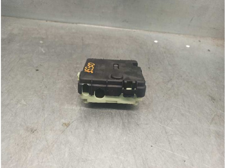 Recambio de caja reles / fusibles para bmw x3 (e83) 3.0 turbodiesel referencia OEM IAM 8387547 