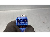 Recambio de mando elevalunas delantero derecho para kia rio iii (ub) 1.25 cvvt referencia OEM IAM 935751W010 935751W010 