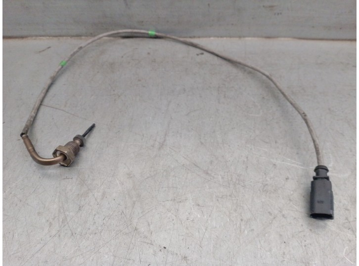 Replacement sensor for Skoda Superb III (3V3) 2.0 TDI OEM IAM reference 04L906088BL 