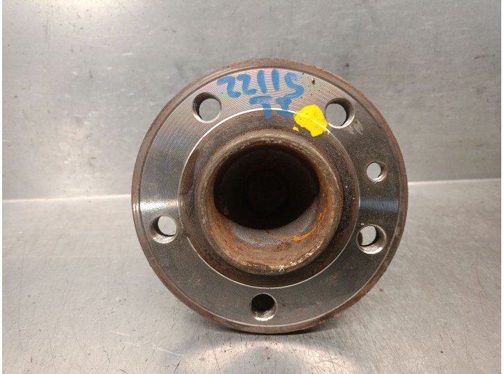 Replacement rear left stub axle for Volvo V60 I (155) D3 / D4 OEM IAM reference 31329968 31329968 