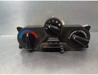 Replacement heating / air conditioning control unit for Mitsubishi Carisma saloon 4 (DA0) 1.8 16V CAT OEM IAM reference MB9476