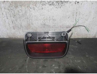 Recambio de piloto trasero central para honda cr-v (rd1/3) 2.0 16v cat referencia OEM IAM 