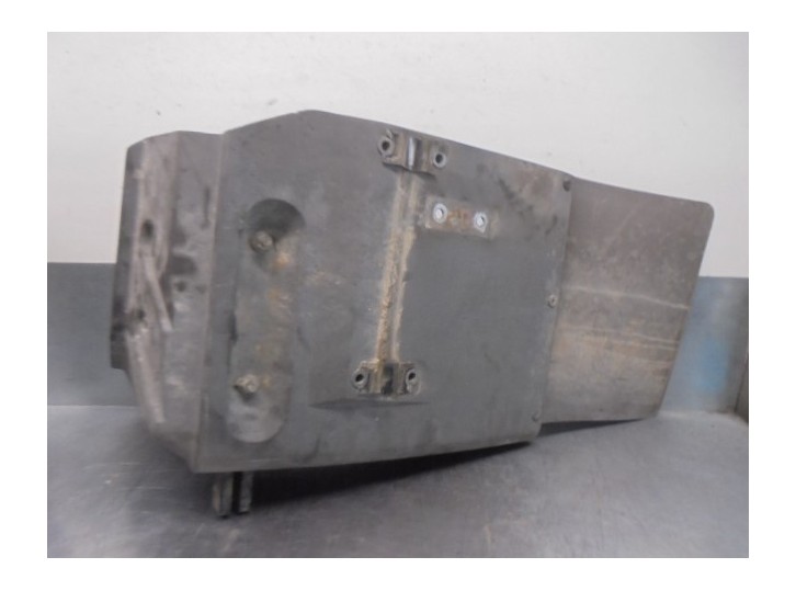 Recambio de faldon delantero para nissan cabstar 3.0 referencia OEM IAM 63101F3901 63101F3903 