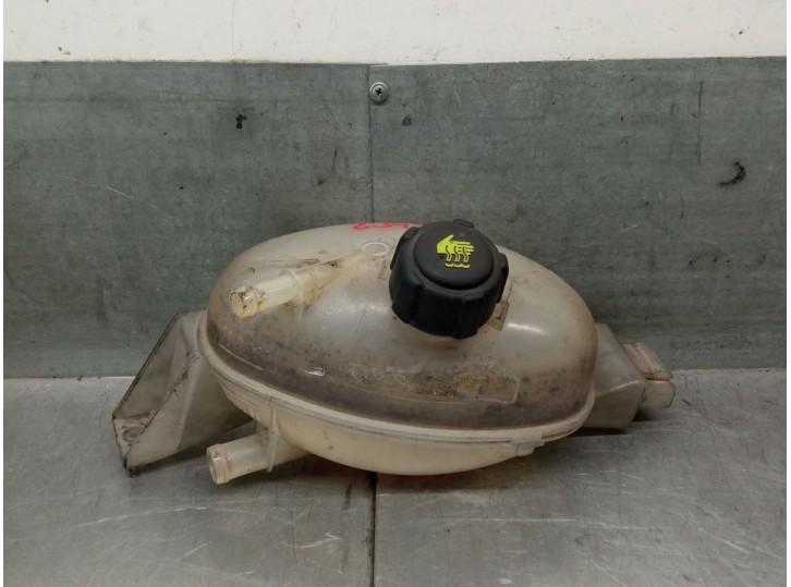 Recambio de deposito expansion para opel movano b kasten/combi 2.3 cdti referencia OEM IAM 217100015R 4420573 