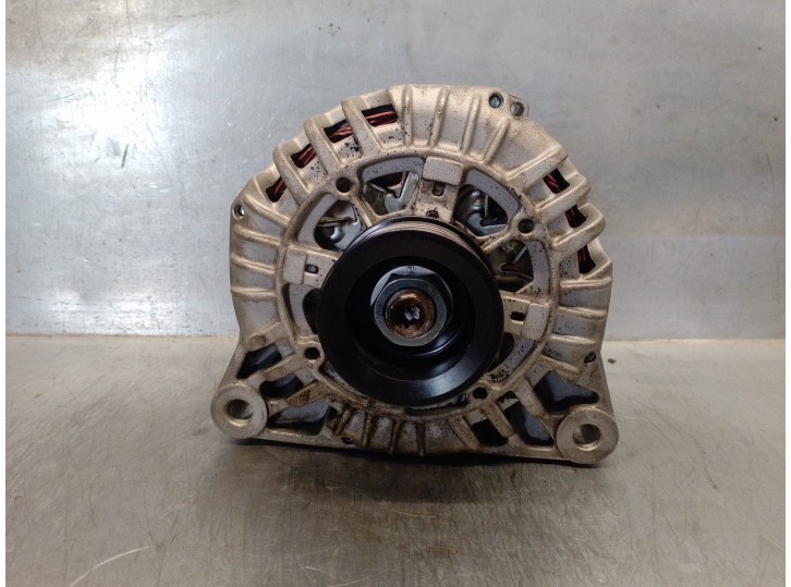 Replacement alternator for Citroën C5 estate 2.0 16V CAT (RFJ / EW10A) OEM IAM reference 9649846780 