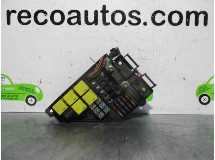 Recambio de caja reles / fusibles para mg mg zr 105 referencia OEM IAM YQE103720R 133026090402 