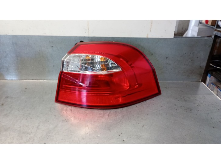 Recambio de piloto trasero derecho para kia rio iii (ub) 1.25 cvvt referencia OEM IAM 924021W210 924021W210 