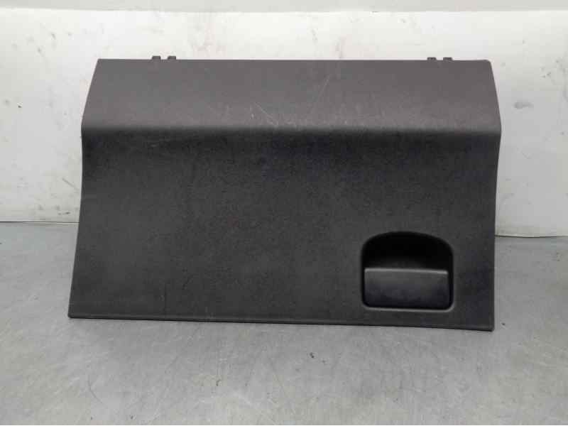 Recambio de guantera para toyota yaris 1.3 16v cat referencia OEM IAM 555510D060  
