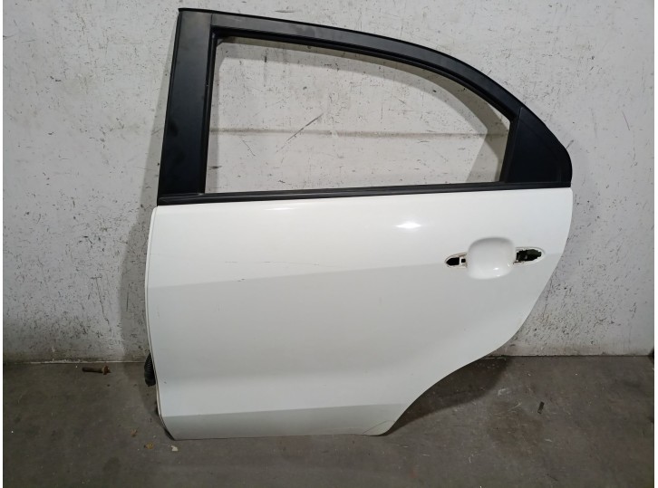 Recambio de puerta trasera izquierda para kia rio iii (ub) 1.25 cvvt referencia OEM IAM 770031W210 770031W210 