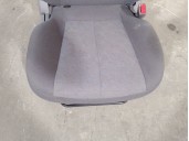 Recambio de asiento delantero derecho para hyundai elantra iii sedán (xd) 2.0 crdi referencia OEM IAM 881502D000 881502D000 