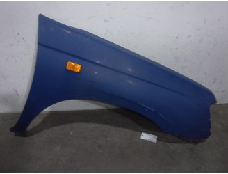 Replacement front right fender for Nissan Pick-Up (D22) 2.5 diesel OEM IAM reference 631123S200 AZUL 