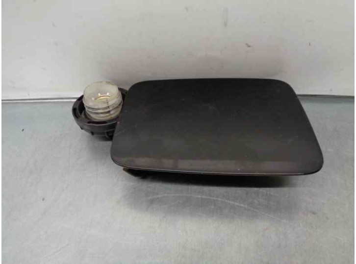 Replacement fuel filler cap for Kia Sorento 2.5 CRDi CAT OEM IAM reference 4484061 