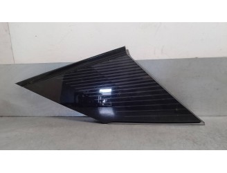 Recambio de molduras traseras para peugeot 2008 (p1) gt line referencia OEM IAM 9825737780  